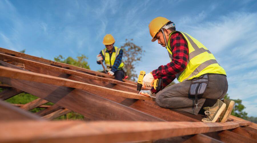 Professional Flat Roofing Installation services in Bowling Green, IN